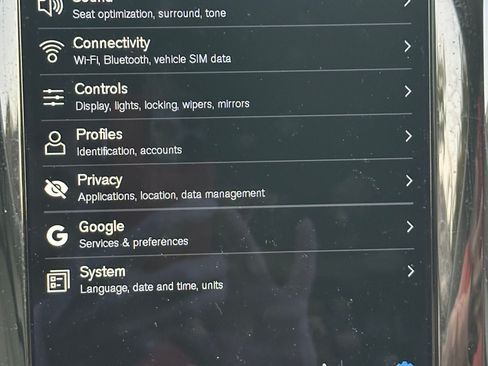 Used 2023 Volvo XC60 B5 Ultimate w/ Climate Package image 17