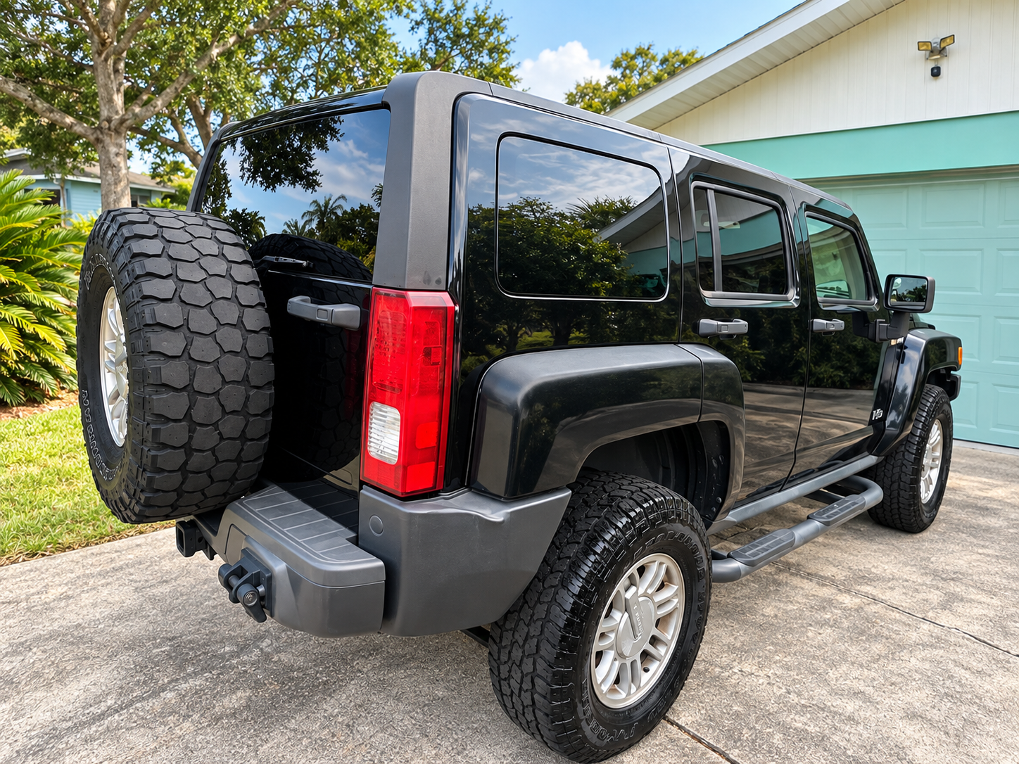 Used 2008 HUMMER H3 Luxury AWD/4WD image 4