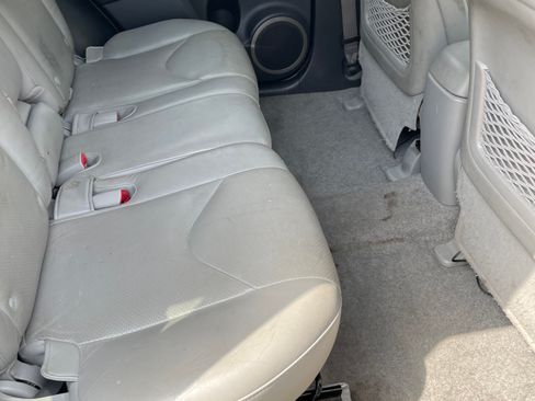 Used 2007 Toyota RAV4 Limited image 14