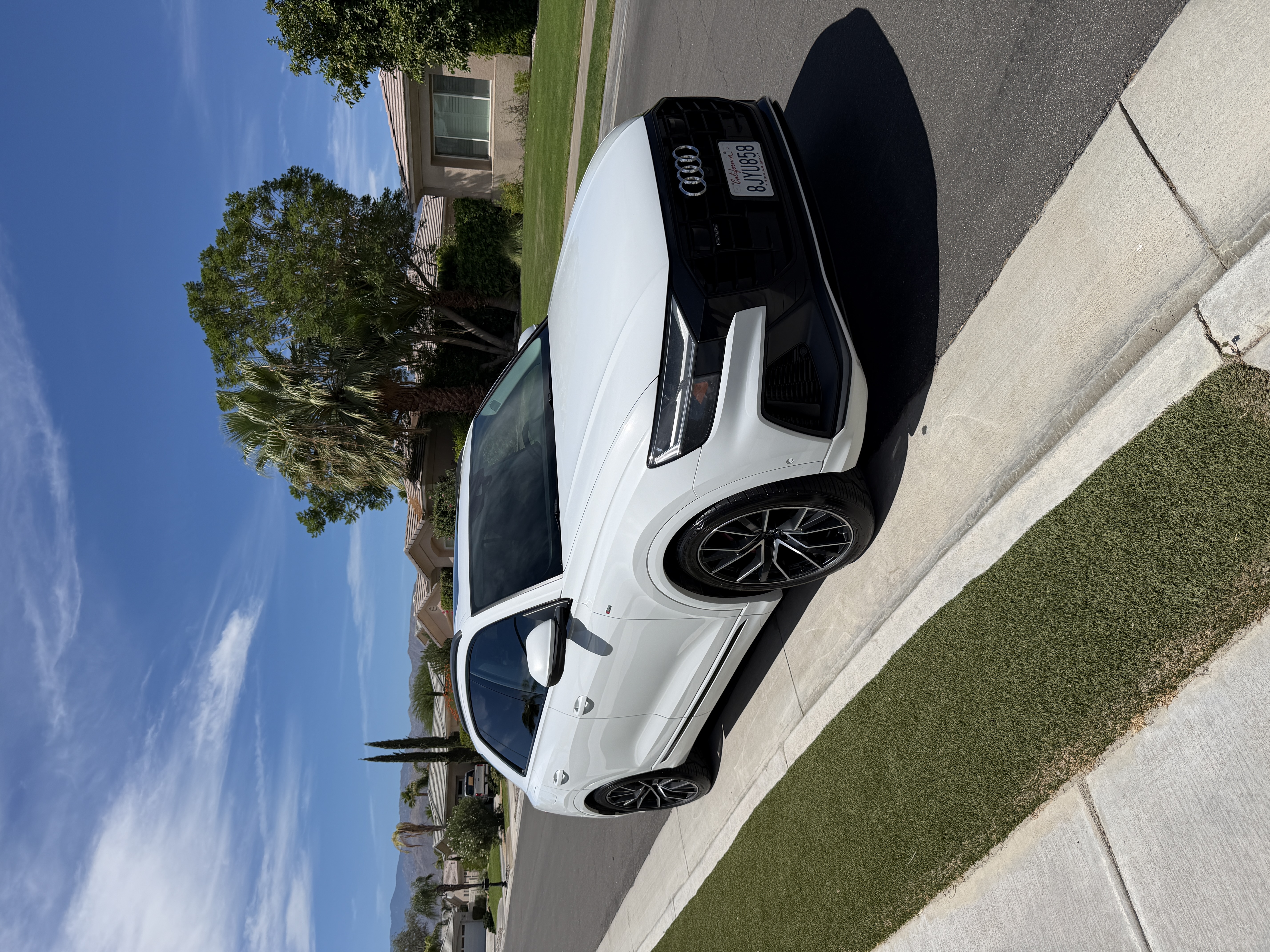 Used 2019 Audi Q8 Premium Plus w/ Premium Plus AWD/4WD image 6
