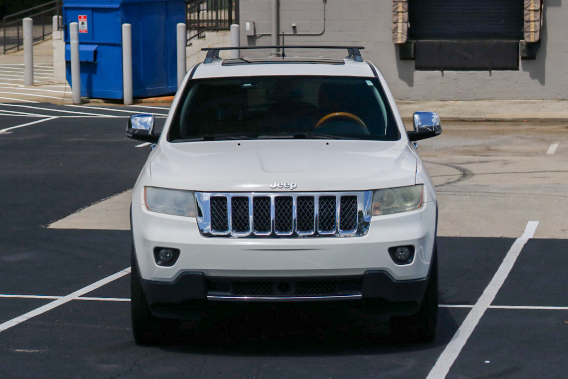 Used 2012 Jeep Grand Cherokee Overland AWD/4WD image 9