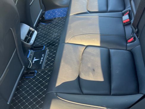 Used 2023 Tesla Model 3 Standard Range image 10