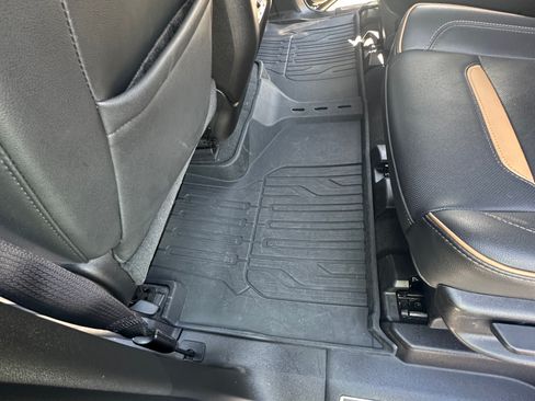 Used 2021 GMC Yukon AT4 w/ AT4 Premium Plus Package AWD/4WD image 11