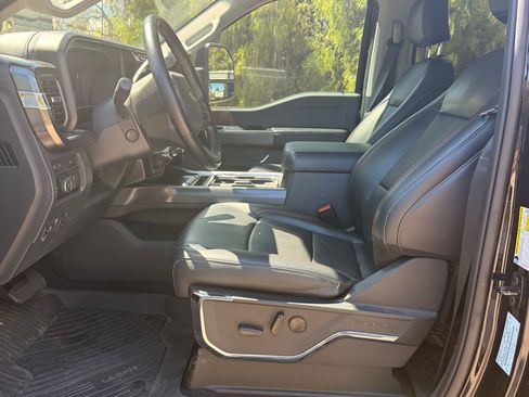 Used 2024 Ford F350 Lariat w/ Sport Appearance Package AWD/4WD image 10
