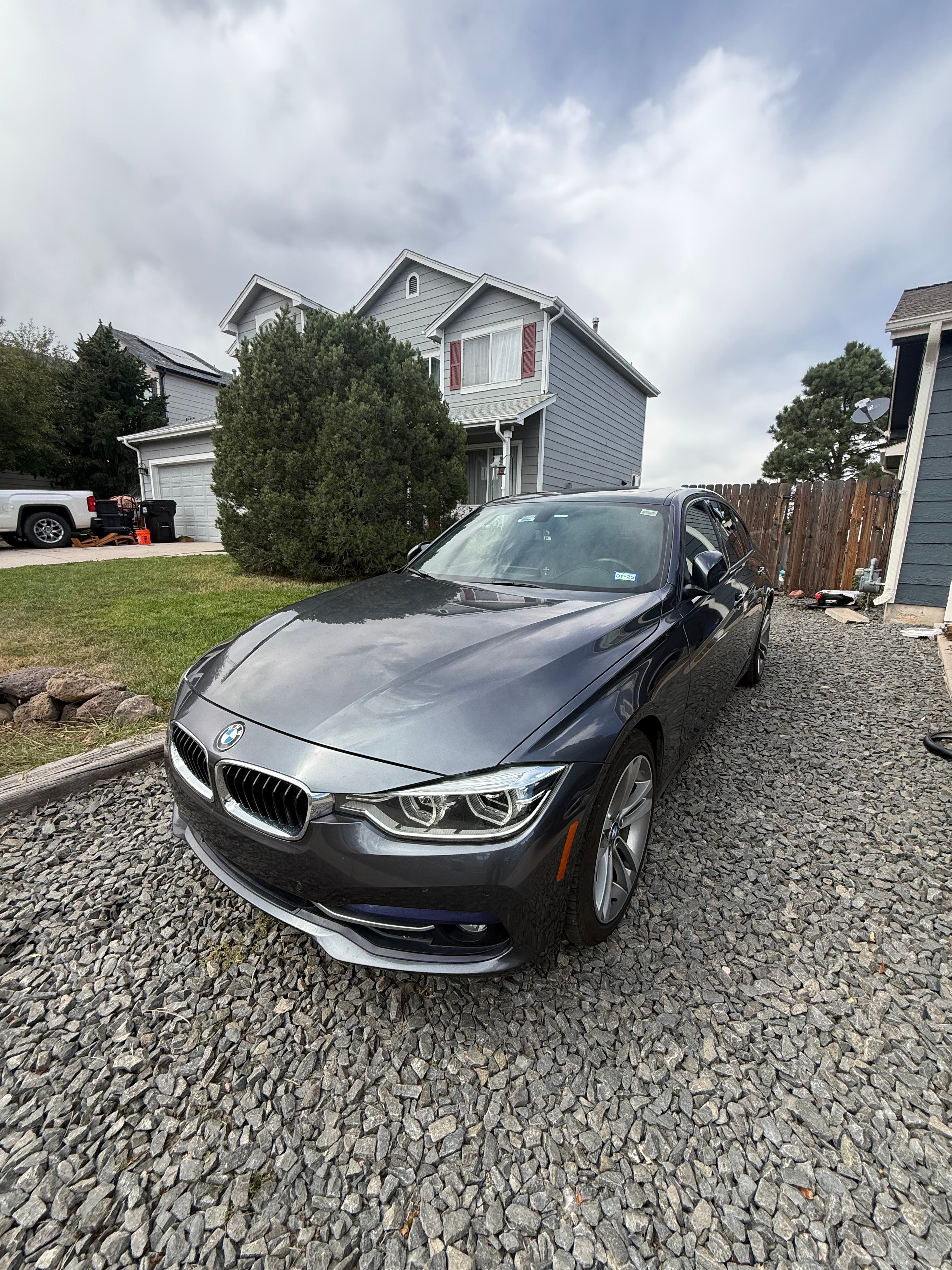 Used 2016 BMW 328i Sedan RWD image 1