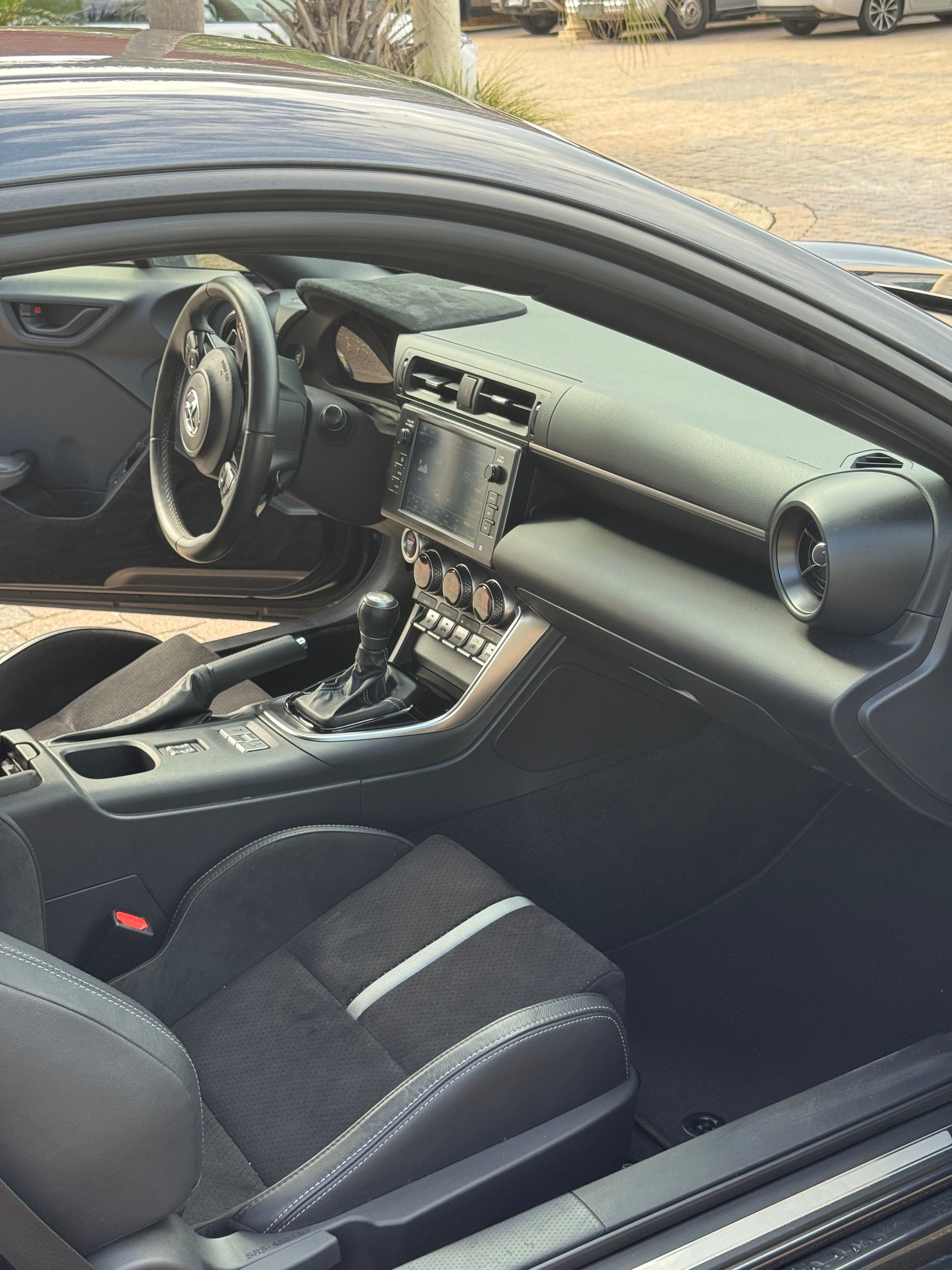 Used 2024 Toyota GR86 Premium RWD image 19