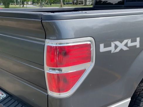 Used 2011 Ford F150 XLT w/ XLT Chrome Pkg AWD/4WD image 11