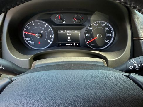 Used 2018 GMC Terrain SLE FWD image 11