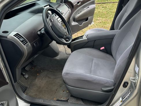 Used 2004 Toyota Prius image 6