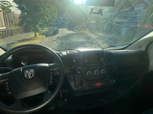 Used 2019 RAM ProMaster 3500 FWD image 13