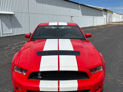 Used 2011 Ford Mustang Shelby GT500 w/ SVT Performance Pkg image 6