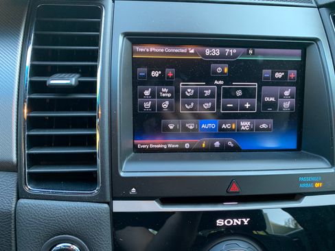 Used 2014 Ford Taurus SHO w/ Equipment Group 401A image 14