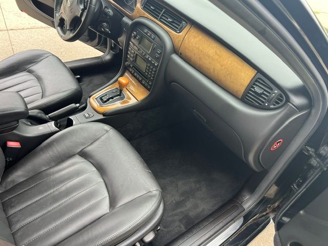 Used 2002 Jaguar X-TYPE 3.0 AWD/4WD image 11