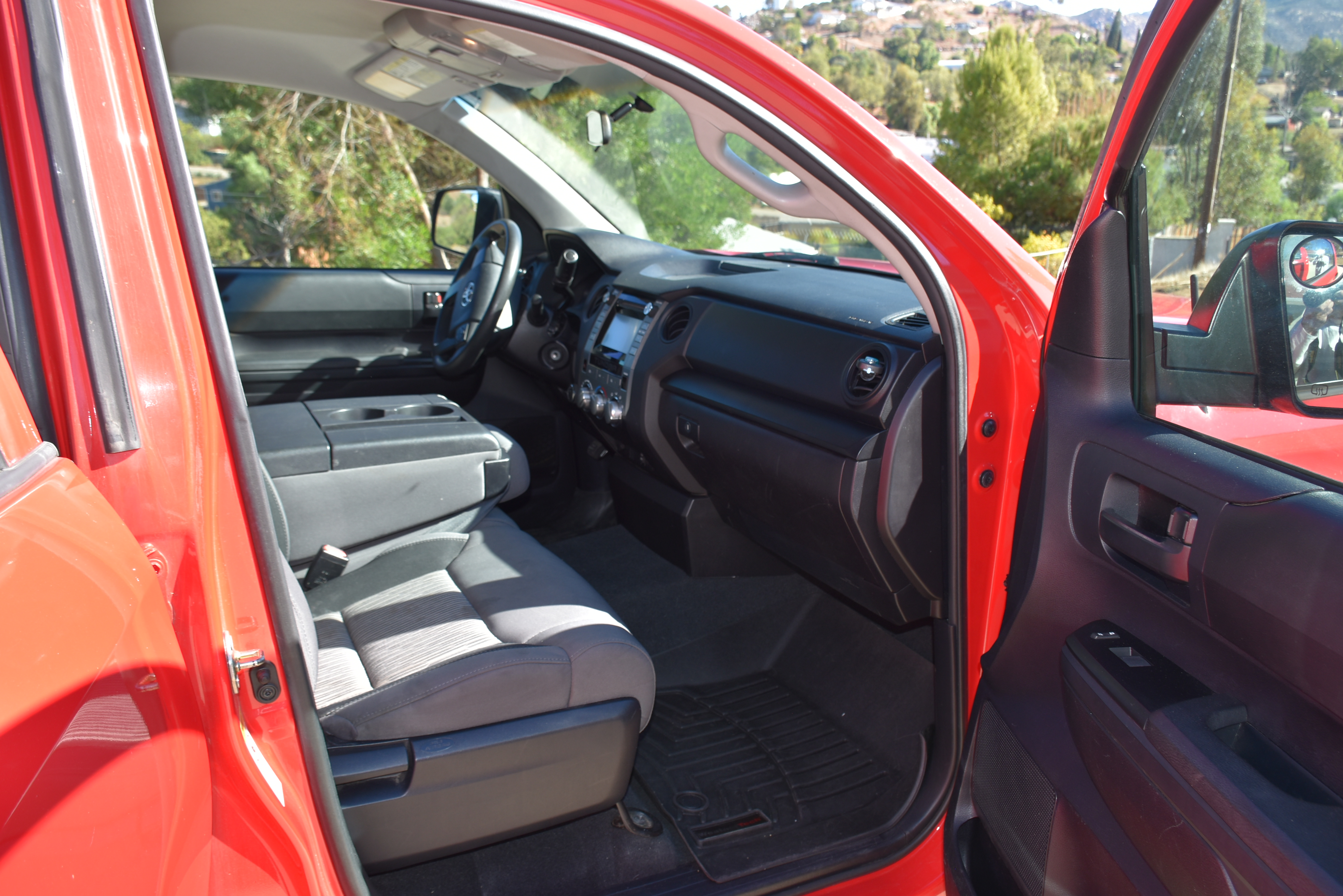 Used 2016 Toyota Tundra SR AWD/4WD image 6