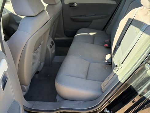 Used 2012 Chevrolet Malibu LT w/ Power Convenience Package image 12