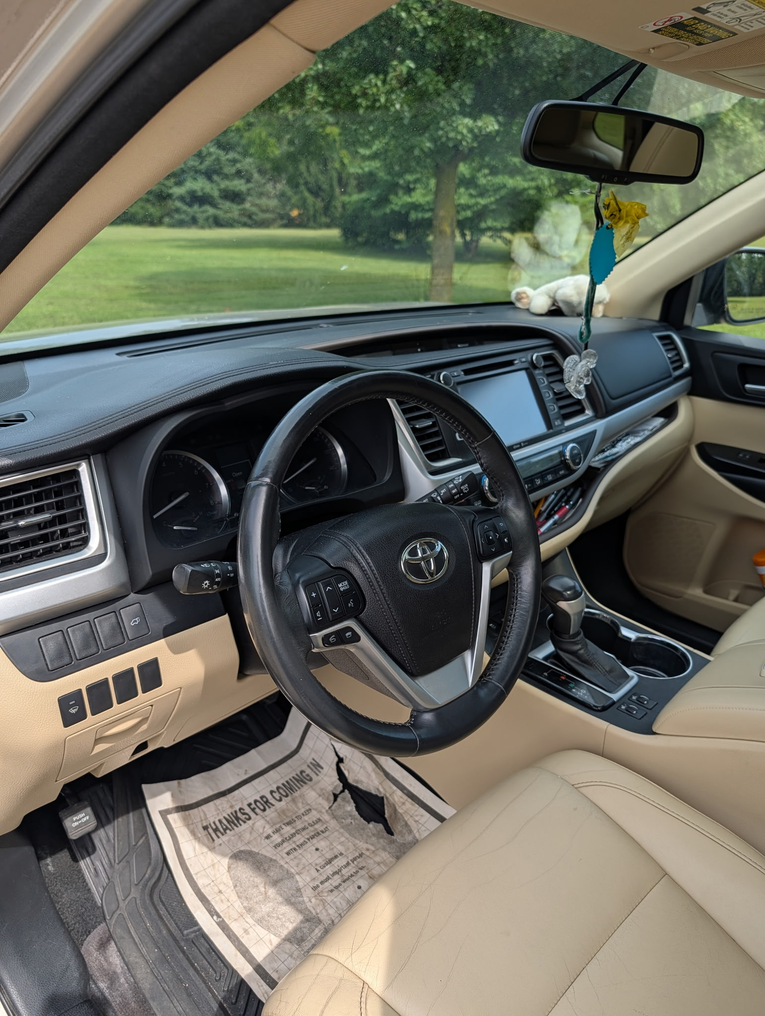 Used 2014 Toyota Highlander XLE AWD/4WD image 11