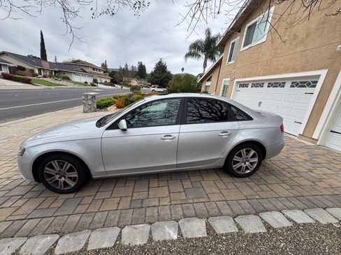 Used 2011 Audi A4 2.0T Premium image 1