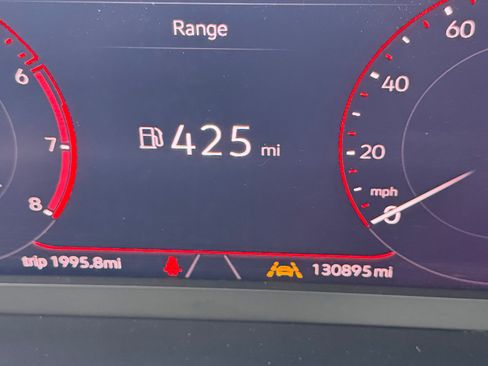Used 2020 Volkswagen Jetta SEL FWD image 4