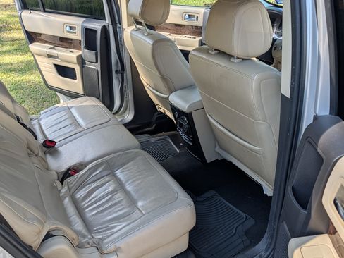 Used 2013 Ford Flex Limited image 8