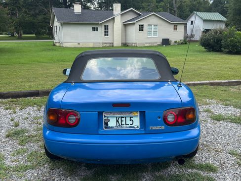 Used 1992 MAZDA MX-5 Miata RWD image 5