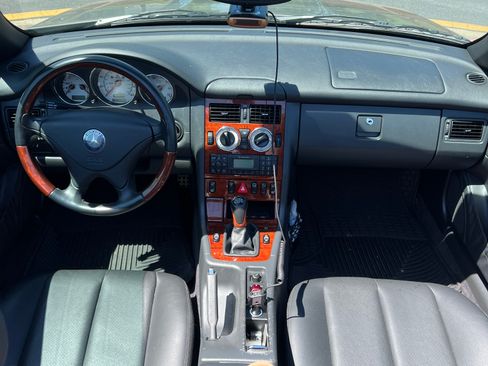 Used 2003 Mercedes-Benz SLK 320 image 26
