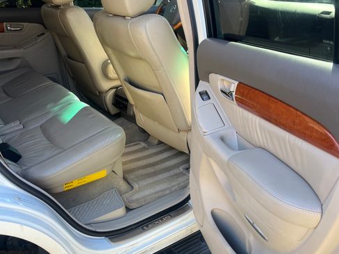 Used 2005 Lexus GX 470 image 15