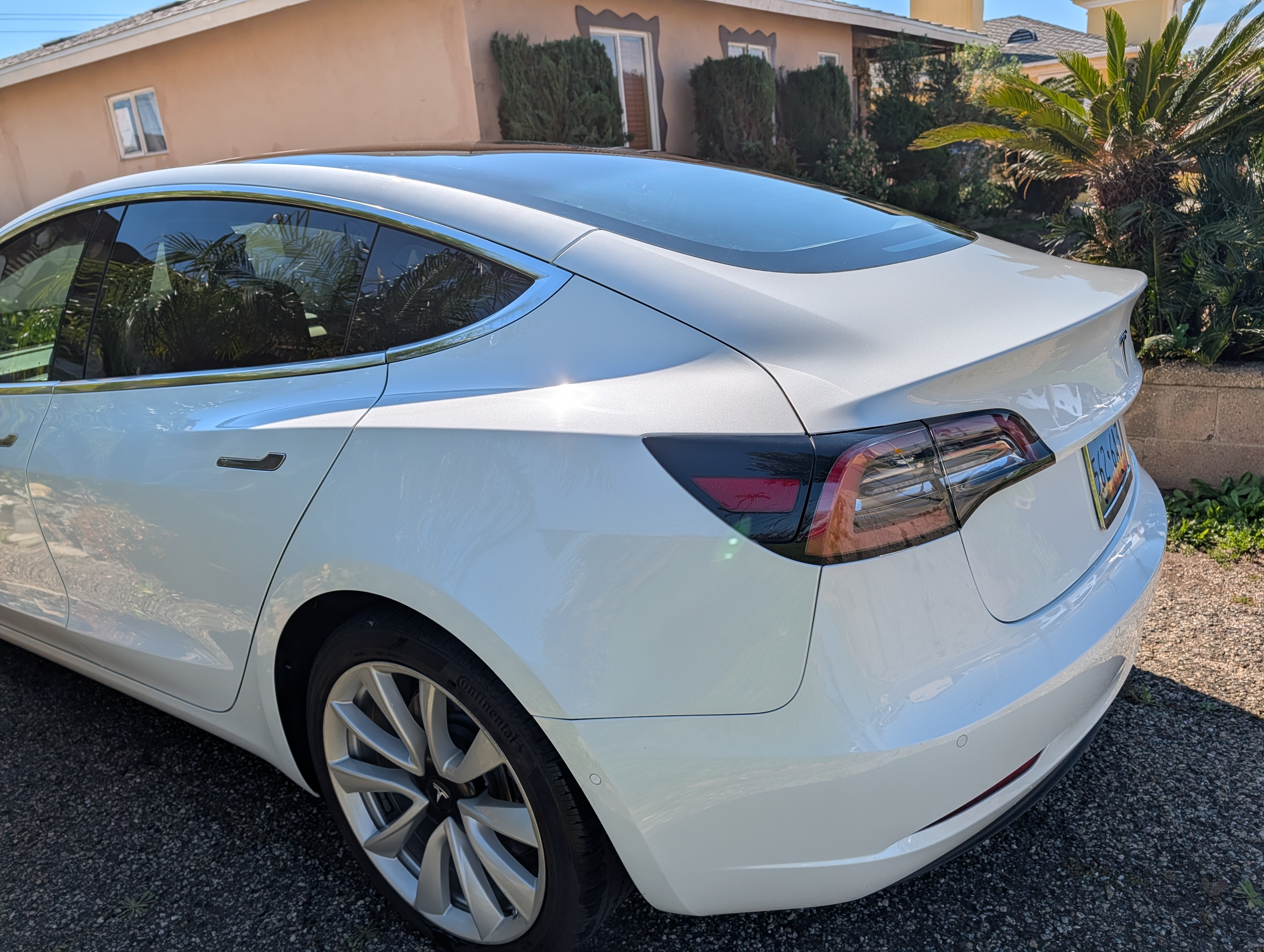 Used 2018 Tesla Model 3 Long Range RWD image 12