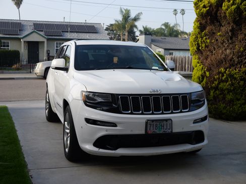 Used 2015 Jeep Grand Cherokee SRT w/ Trailer Tow Group IV image 1