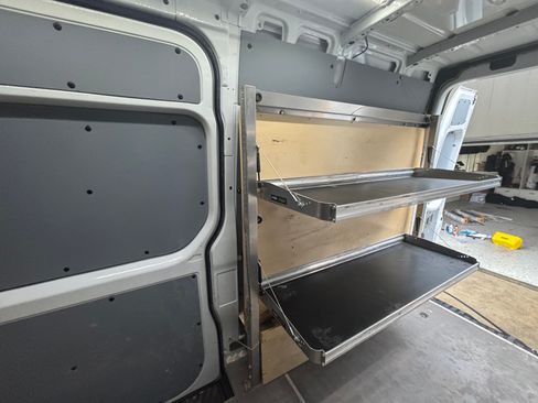 Used 2017 Mercedes-Benz Sprinter 2500 image 10