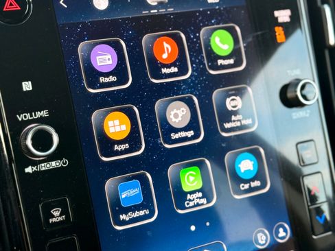 Used 2023 Subaru Ascent Premium w/ Convenience Package image 16