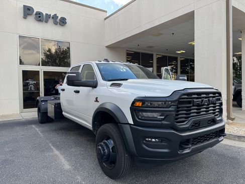 Used 2025 RAM 5500 Tradesman image 2