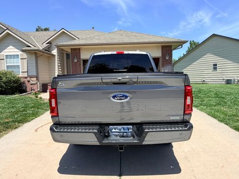Used 2022 Ford F150 XLT w/ Equipment Group 302A High AWD/4WD image 4