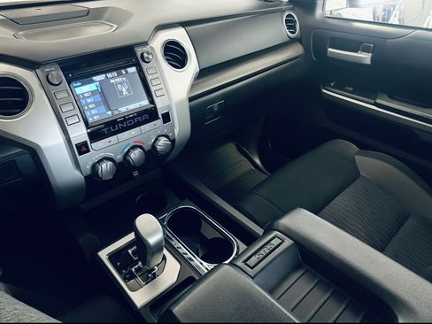 Used 2017 Toyota Tundra SR5 w/ TRD Off Road Package image 10