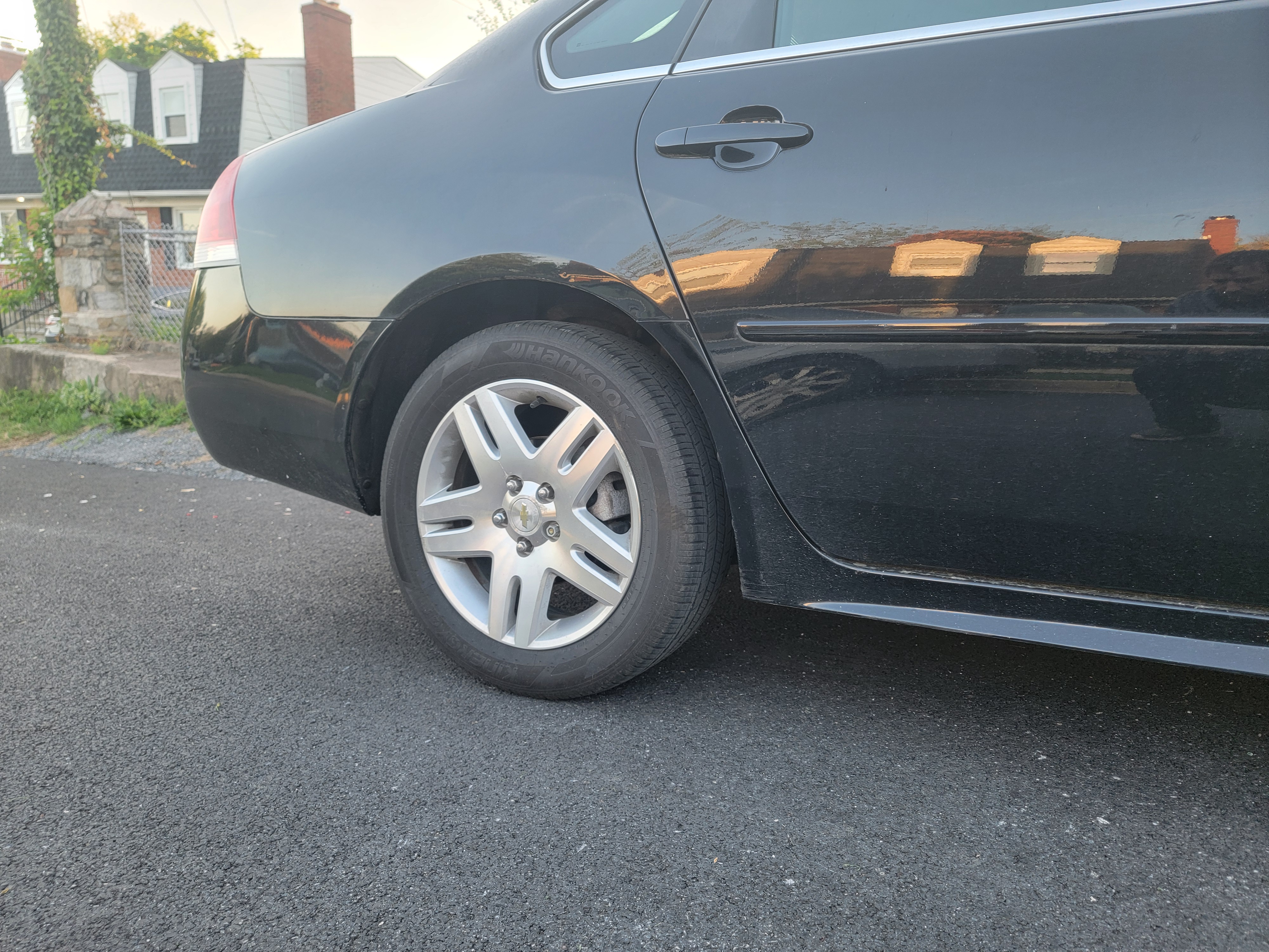 Used 2016 Chevrolet Impala LT FWD image 11
