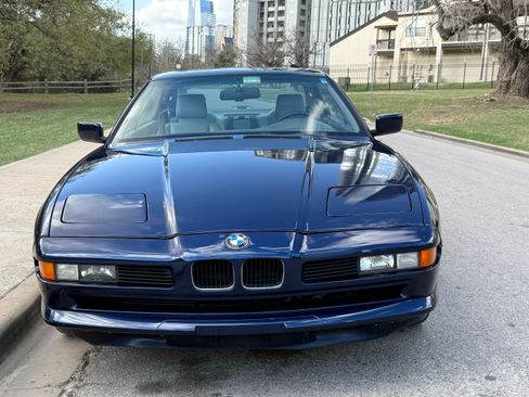Used 1992 BMW 850i image 1