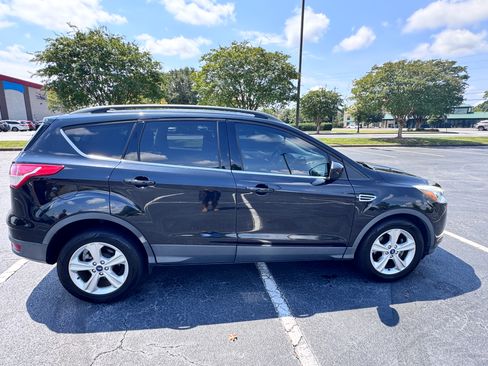 Used 2014 Ford Escape SE w/ Equipment Group 201A FWD image 4