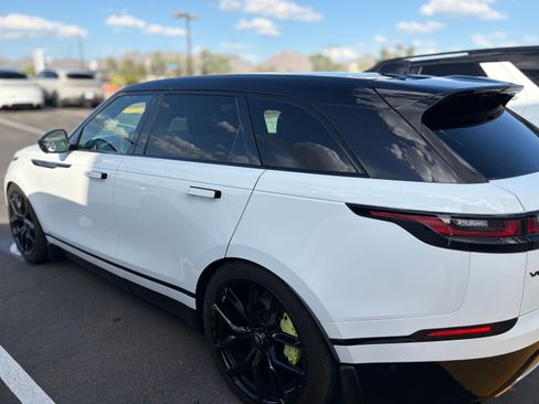 Used 2020 Land Rover Range Rover Velar R-Dynamic S AWD/4WD image 5