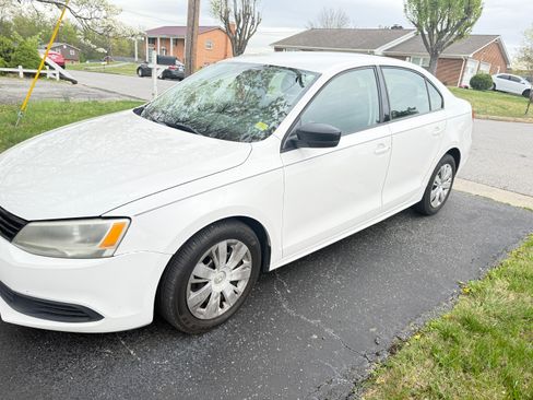 Used 2012 Volkswagen Jetta S image 1