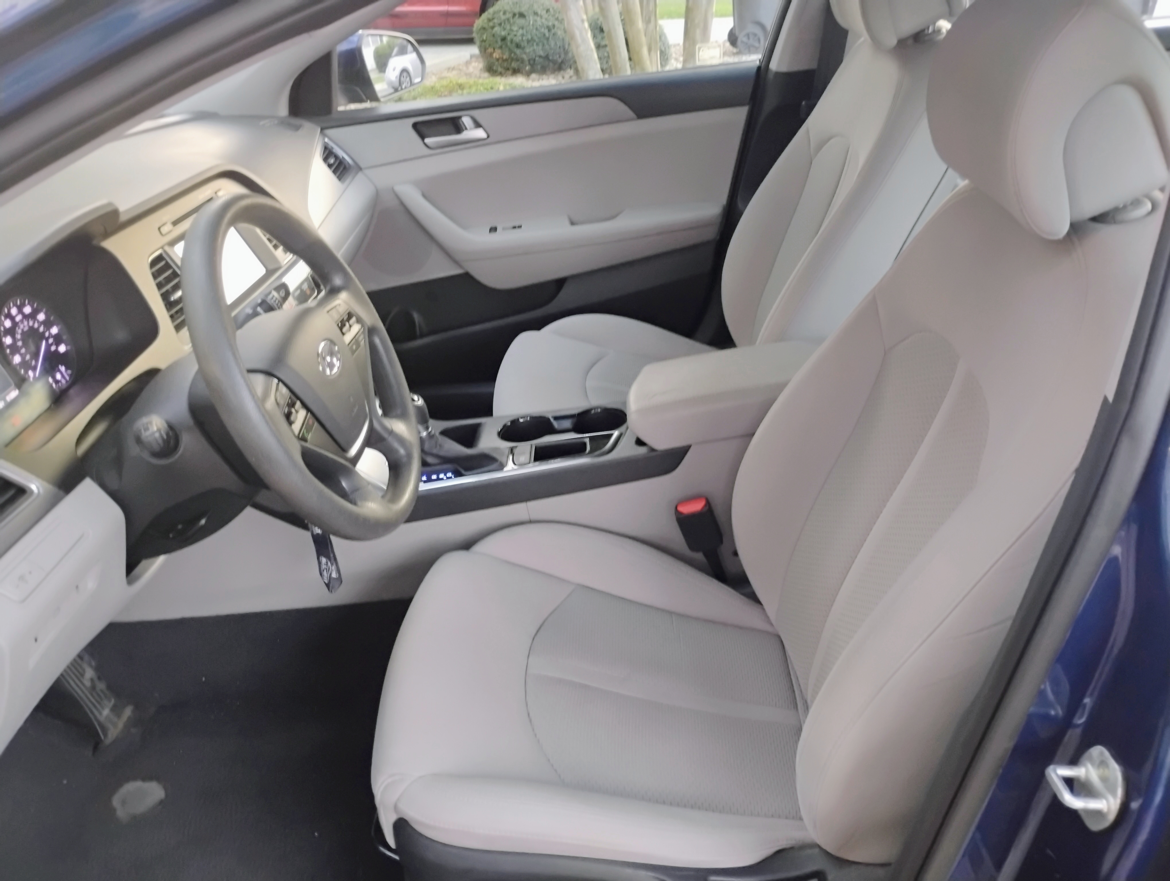 Used 2016 Hyundai Sonata SE FWD image 9