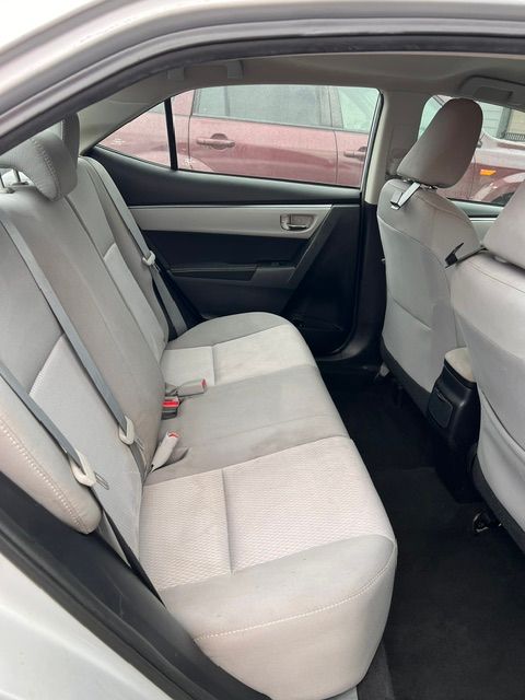 Used 2014 Toyota Corolla LE FWD image 10