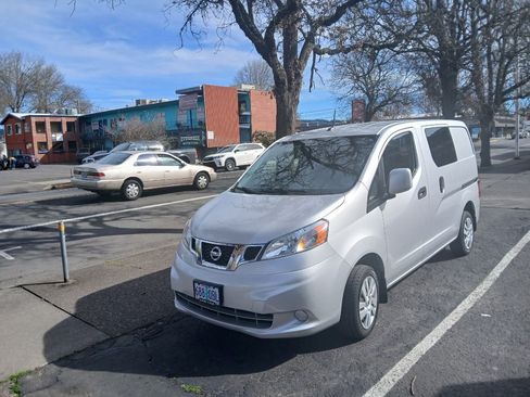 Used 2017 Nissan NV200 SV w/ Technology Package image 7