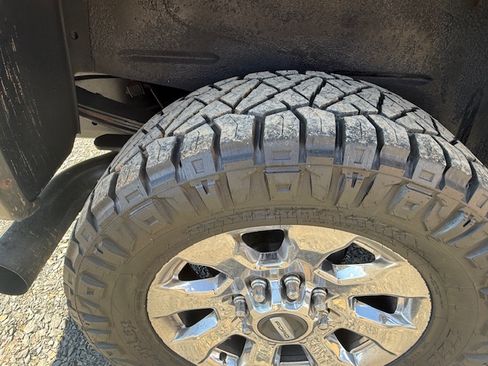 Used 2002 Ford Excursion Limited image 26