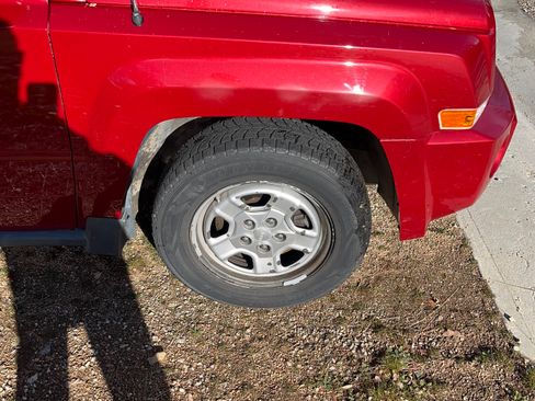 Used 2008 Jeep Patriot Sport image 23