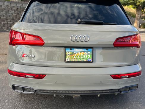 Used 2019 Audi SQ5 Premium Plus w/ Premium Plus Package AWD/4WD image 6