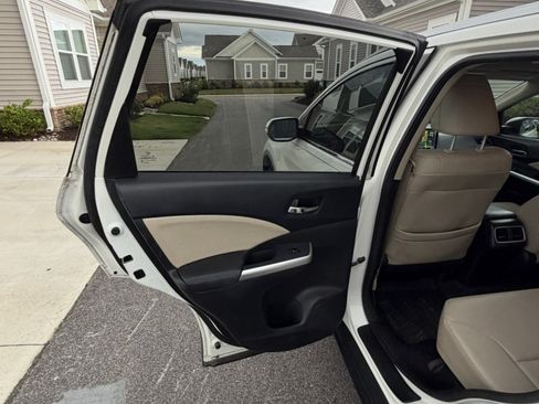 Used 2015 Honda CR-V Touring image 18