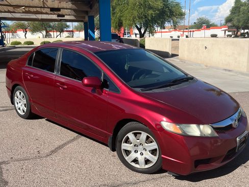 Used 2010 Honda Civic LX image 2