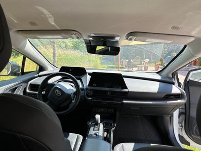 Used 2023 Toyota Prius XLE