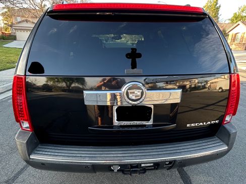 Used 2008 Cadillac Escalade 2WD image 9