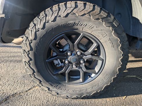 Used 2021 Jeep Wrangler Unlimited Rubicon 4xe w/ Steel Bumper Group image 18