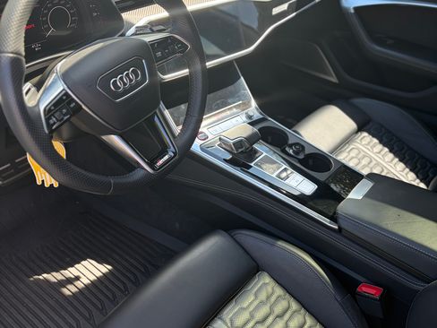 Used 2021 Audi RS 7 Sportback w/ Carbon Optic Package AWD/4WD image 5